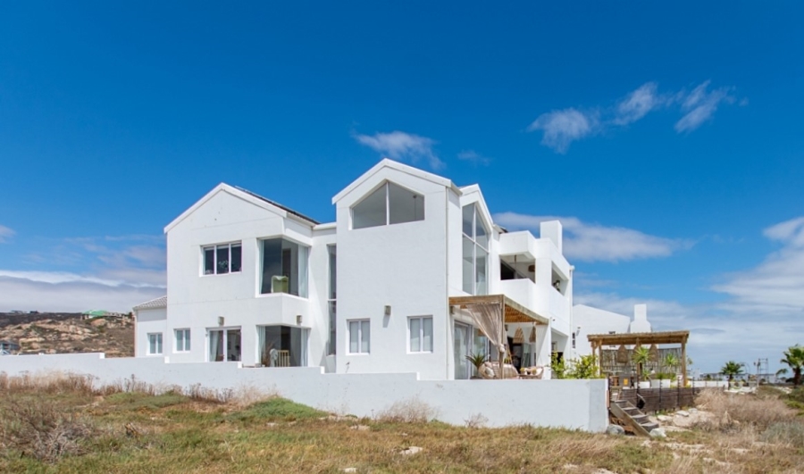4 Bedroom Property for Sale in Sandy Point Western Cape